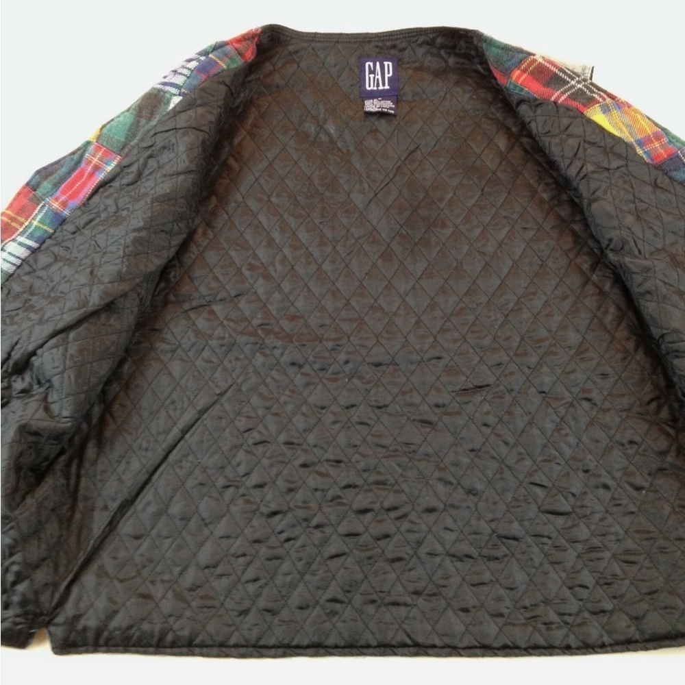 Gap simple vest
